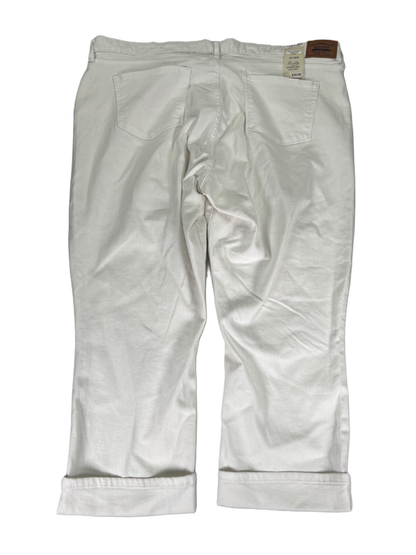 Levi's Women's White Signature Gold Mid Rise Capri Cuffed Denim Jeans - 20 image 2