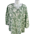 Croft and Barrow Women's Green Floral 3/4 Sleeve Pintuck V-Neck Blouse - XL