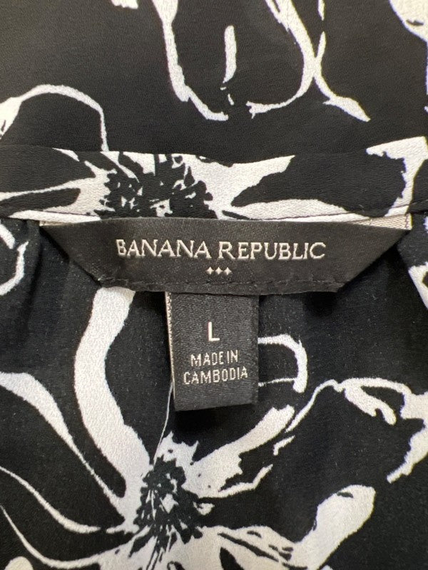 Banana Republic Women's Black/White Semi-Sheer Floral 3/4 Sleeve Blouse - L image 3