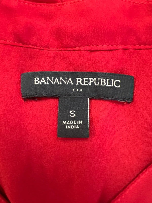 Banana Republic Women's Red Lace Shoulder 3/4 Sleeve Button Up Blouse - S image 3