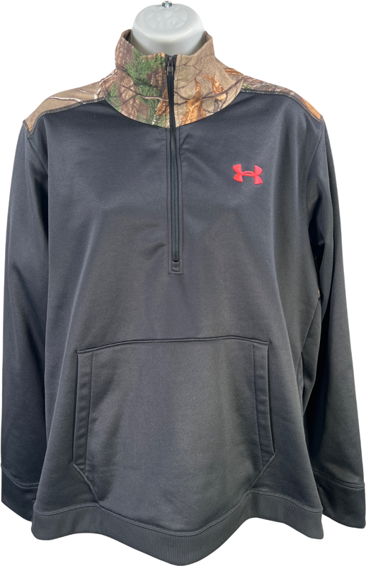 Under Armour Women’s Black Camouflage Fitted Pullover Sweatshirt - L