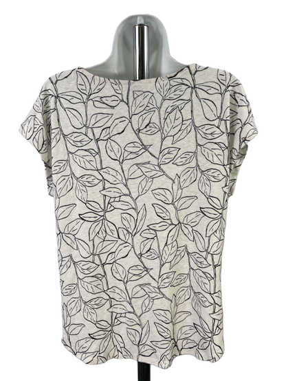 Orvis Women's Black/White Leaf Print Short Cap Sleeve Tee Shirt - S image 2