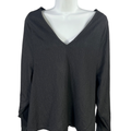 Banana Republic Women's Black Long Sleeve V-Neck Textured Blouse - L