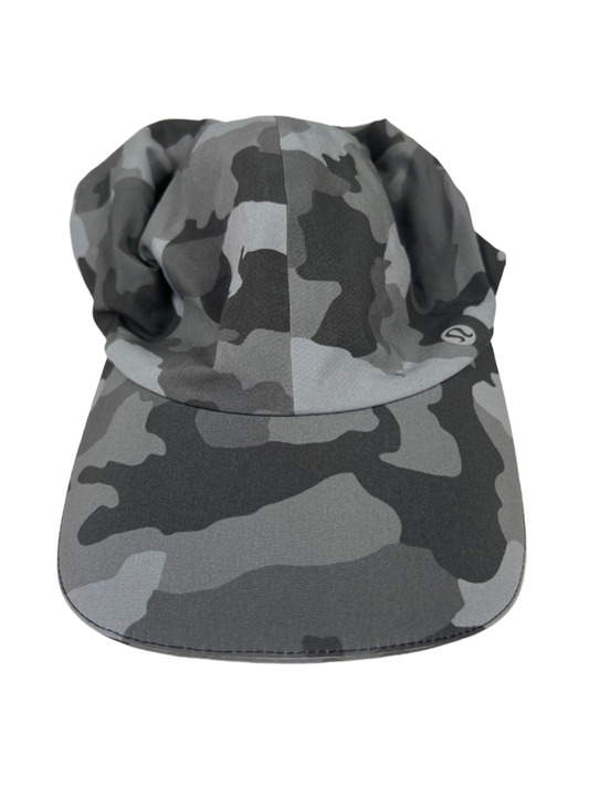 Lululemon Men's Gray Heritage 365 Camo Fast Free Running Hat - One Size
