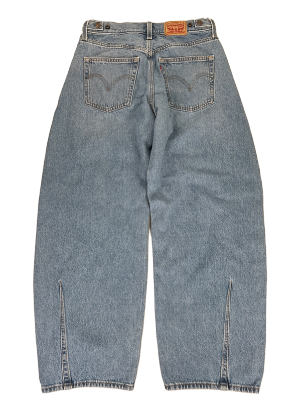 Levi's Women's Light Wash Cinch Barrel Denim Jeans - 28 image 2