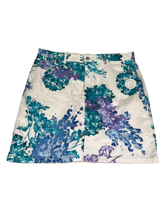 Croft and Barrow Women's White/Blue Floral Stretch Skort - 14