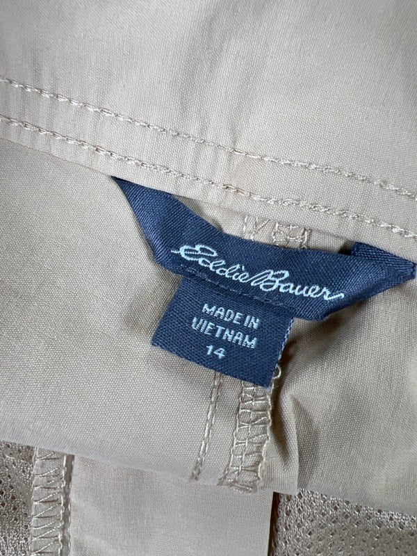 Eddie Bauer Women's Beige Cargo Pocket Hiking Shorts - 14 image 3