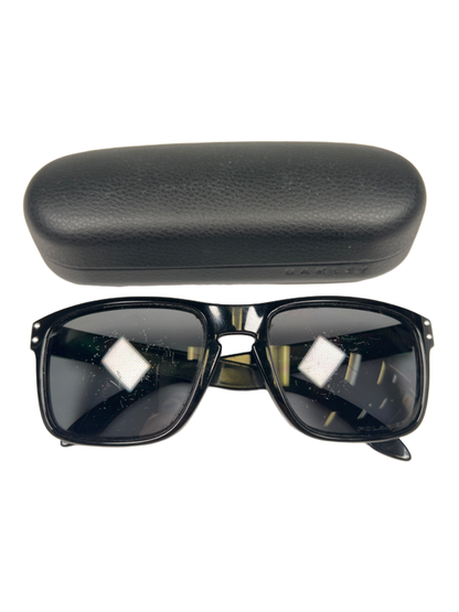Oakley Men's Black Holbrook Polarized Sunglasses W/ Hard Case