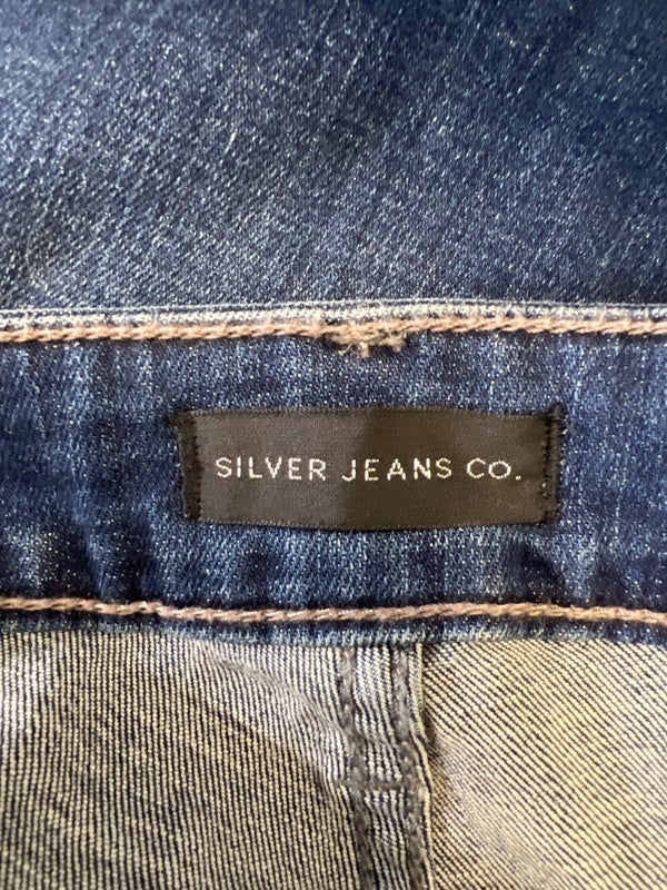 Silver Women's Medium Wash Curvy Fit Suki Slim Boot Denim Jeans - 18 image 3