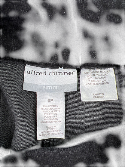 Alfred Dunner Women's Black Super Stretch Modern Fit Jeans - 6 Petite image 3