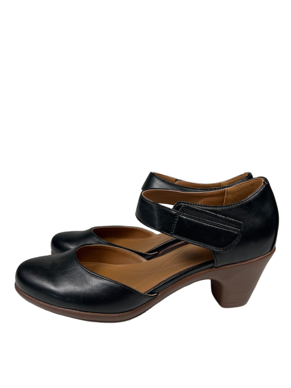 Easy Spirit Women's Black Closed Toe Mary Jane Block Heels - 9 image 5