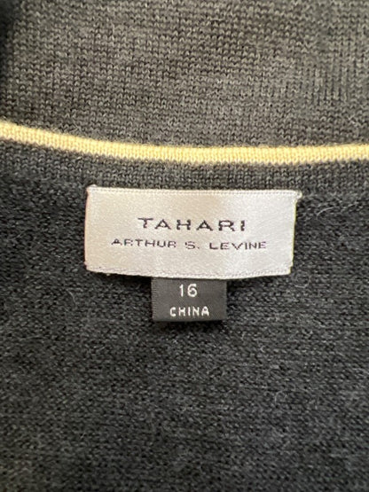 Tahari Women's Gray/Yellow Striped Hem Sleeveless Sweater Vest - 16 image 3