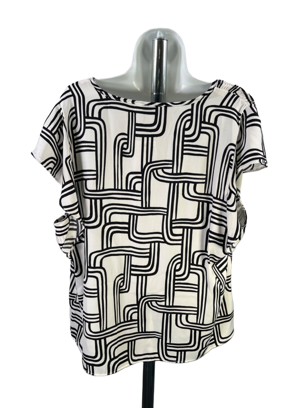 Nine West Women's Black/White Geometric V Neck Short Sleeve Blouse - XXL image 2