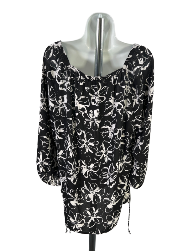 Banana Republic Women's Black/White Semi-Sheer Floral 3/4 Sleeve Blouse - L image 2