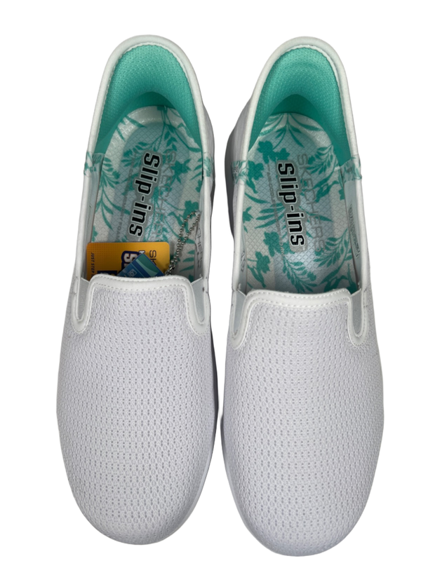 Skechers Women's White Go Walk Travel Fiji Slip On Walking Shoes - 8.5 image 4