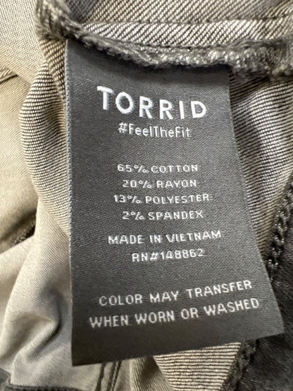 Torrid Women's Gray Stretch Denim Supersoft Trucker Jean Jacket - Plus 2X image 4