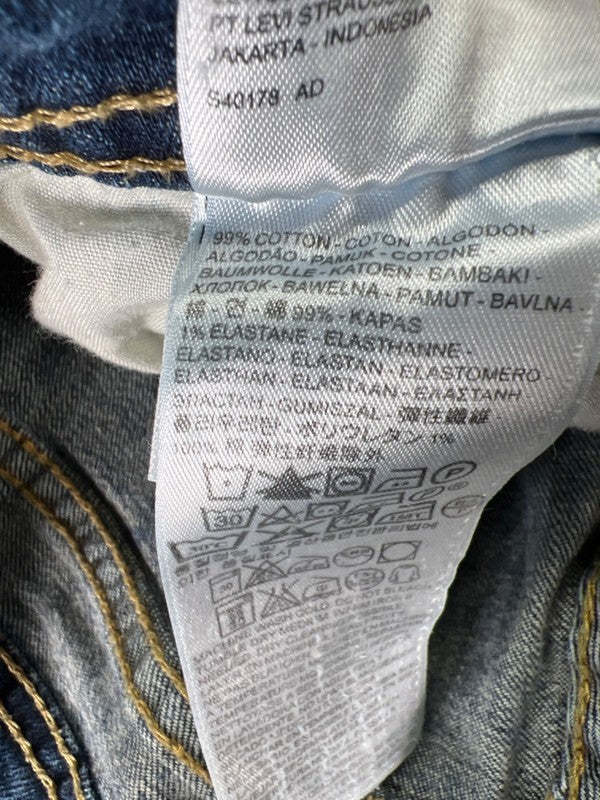 Levi's Women's Medium Wash 524 Too Superlow Distressed Denim Jeans - 13 image 5