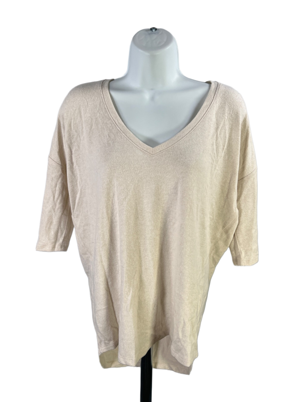 Express One Eleven Women's Ivory/Beige Short Sleeve V-Neck Plush Shirt - XS