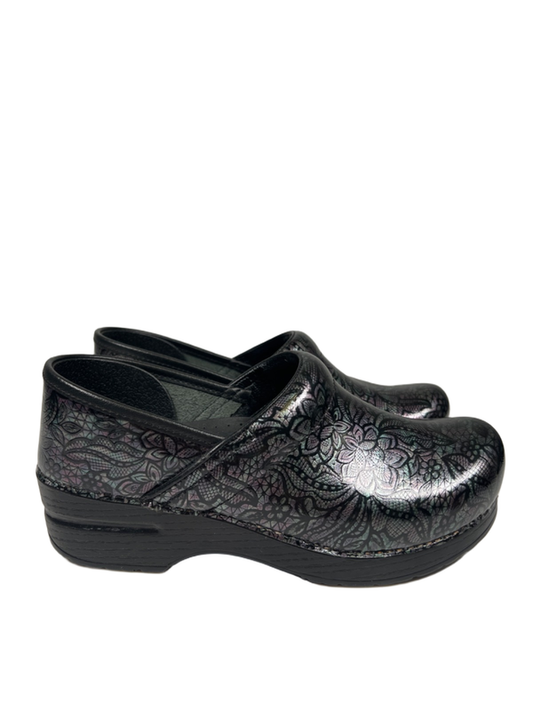 Dansko Women's Black Metallic Patent Leather Professional Work Clogs - 7.5/8