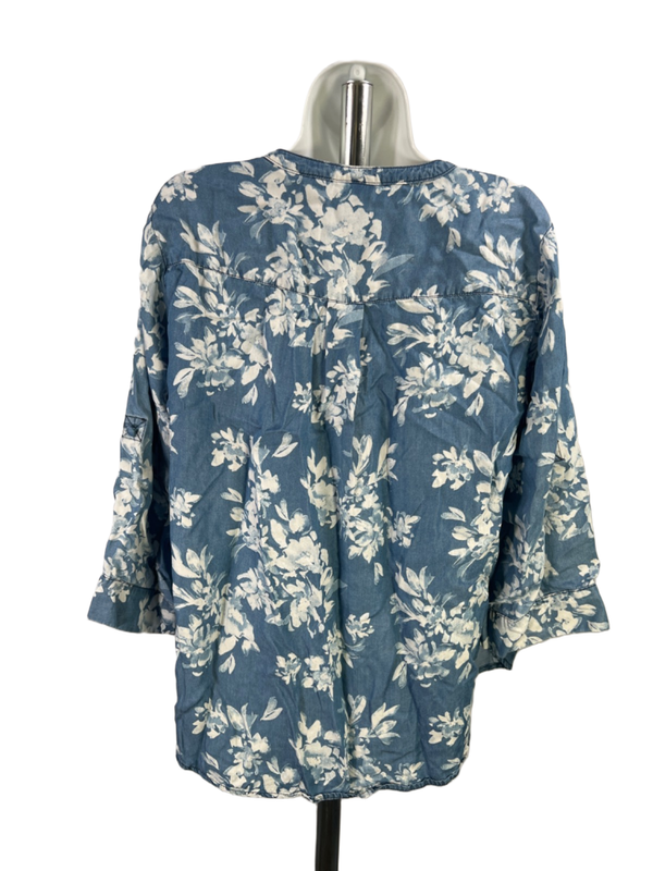 Torrid Harper Women's Blue Floral 3/4 Roll. Sleeve V-Neck Blouse - Plus 0 image 2