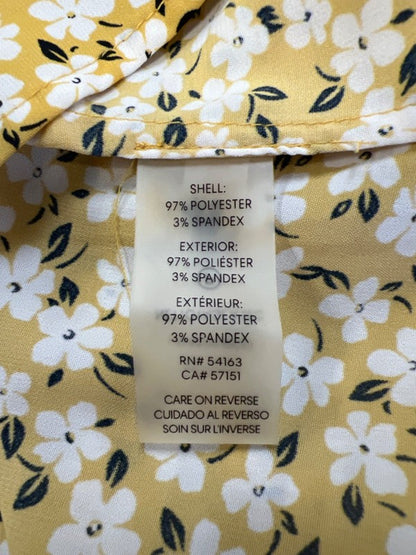 Calvin Klein Women's Yellow Floral Short Flutter Sleeve Blouse - 2X Plus image 4