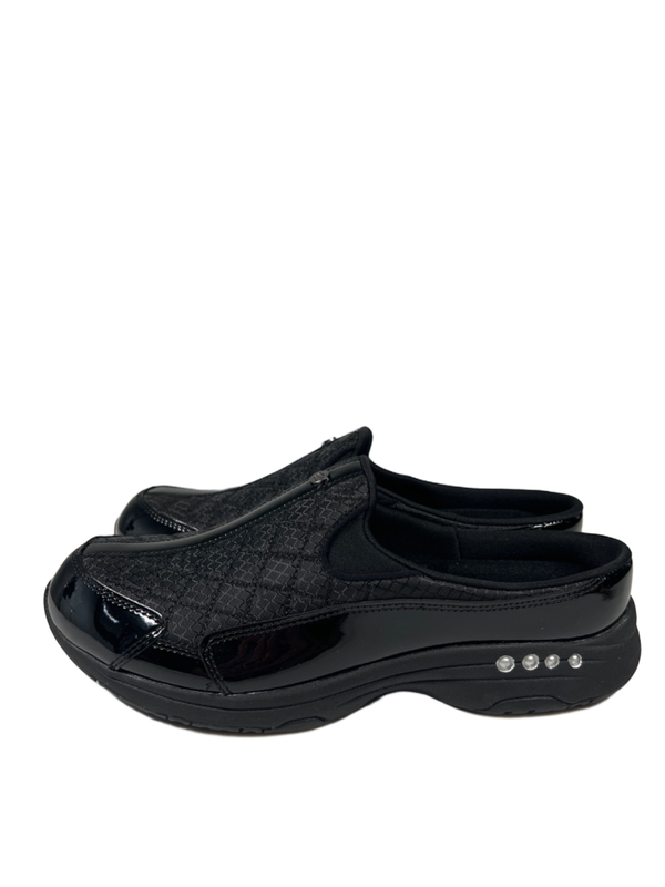 Easy Spirit Women's Black Traveltime Quilted Patent Slip On Clogs - 10 image 5