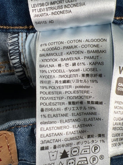 Levi's Women's Medium Wash 720 High Rise Super Skinny Jeans - 25 image 4