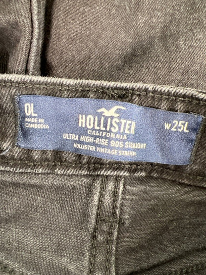 Hollister Women's Black Ultra High Rise 90s Straight Distressed Jeans - 0 Long image 3