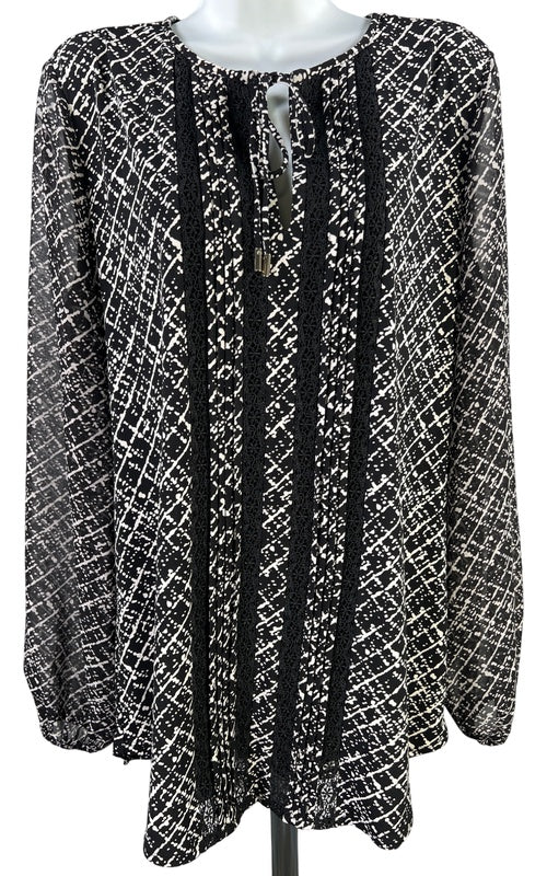 White House Black Market Women’s Black Long Sheer Sleeve Lined. Blouse - L image 2