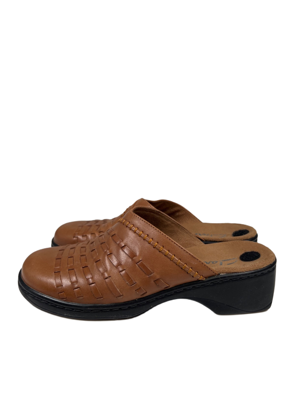 Clarks Women's Brown Leather Woven Slip On Mule Shoes - 7 image 5