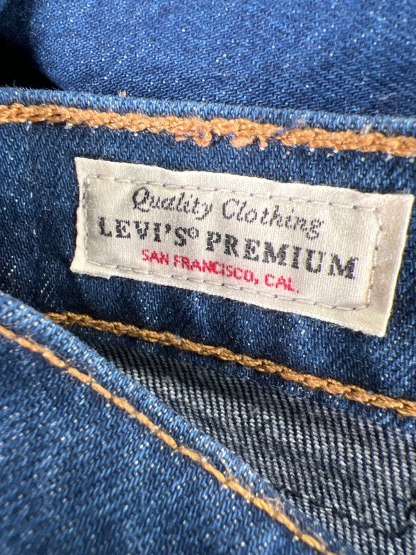 Levi's Women's Dark Wash 501 Skinny High Rise Button Fly Denim Jeans - 28x30 image 3