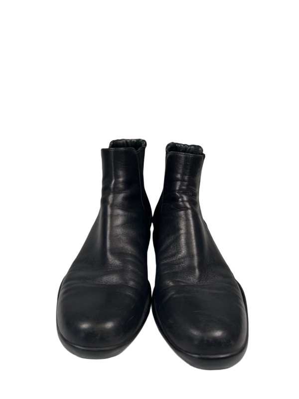 Prada Women's Black Leather Side Panel Pull On Chelsea Boots - 38/US 8 image 2