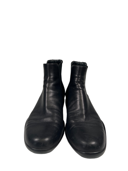 Prada Women's Black Leather Side Panel Pull On Chelsea Boots - 38/US 8 image 2
