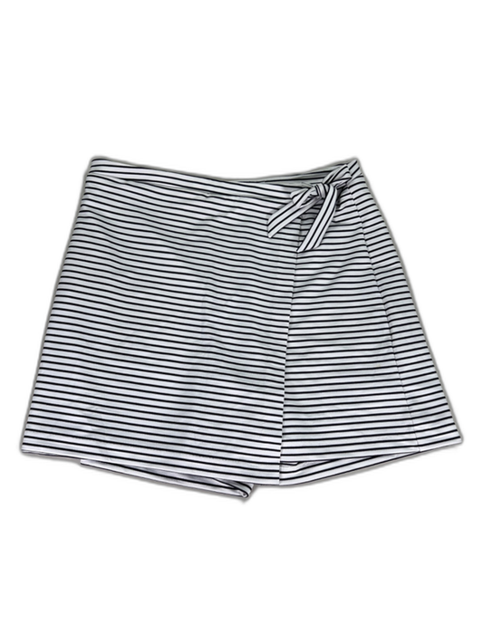 White House Black Market Women's White/Black Striped Faux Front Wrap Skort - 8