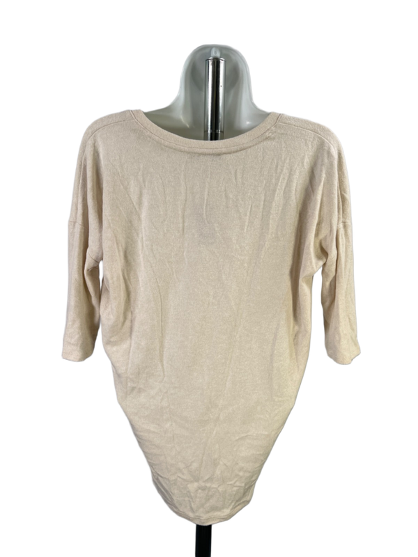 Express One Eleven Women's Ivory/Beige Short Sleeve V-Neck Plush Shirt - XS image 2