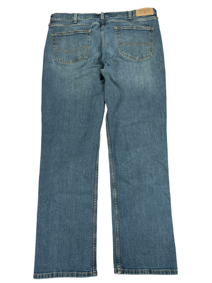 Levi Signature Men's Light Wash Straight Denim Jeans - 40x32 image 2