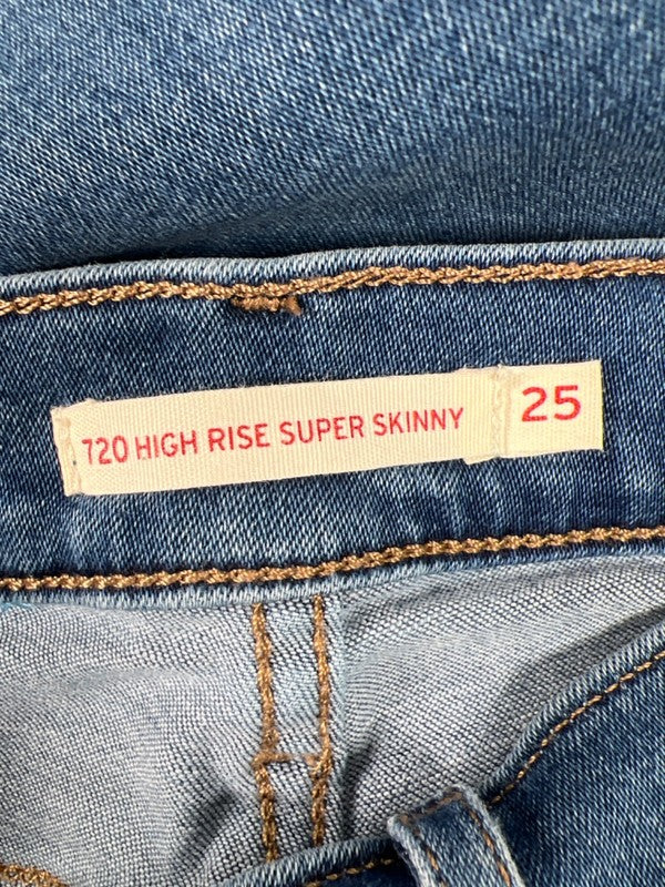 Levi's Women's Medium Wash 720 High Rise Super Skinny Jeans - 25 image 3