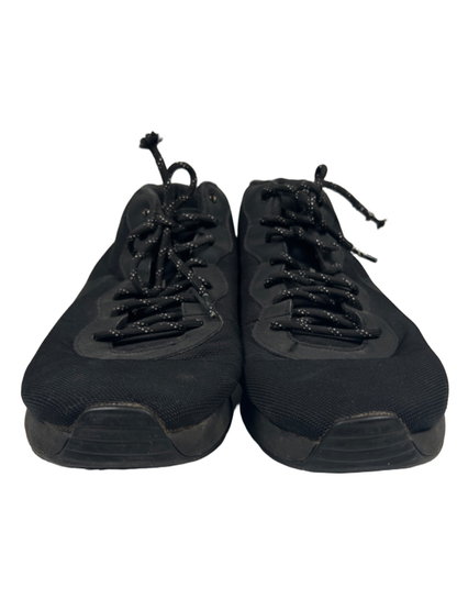 Nike Men's Black Tanjun Chukka Water Resistant Lace Up Mid Top Sneakers - 13 image 2