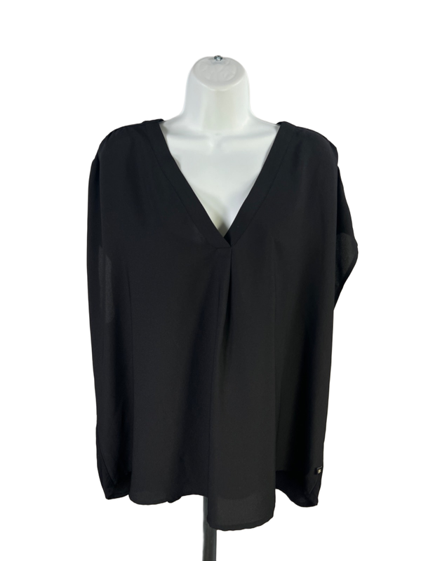 Banana Republic Women's Black V Neck Front Pleat Sleeveless Blouse - XXL
