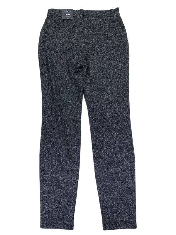 Simply Vera Wang Women's Black High Rise Skinny Leg Ponte Pants - M image 2