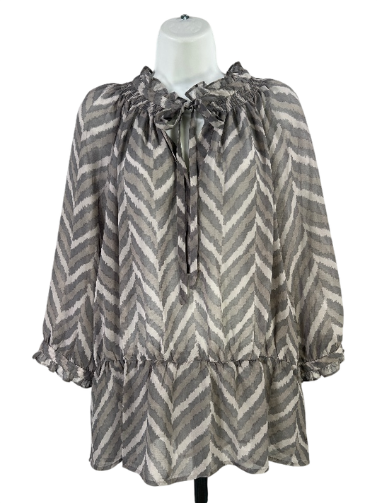 Banana Republic Women's Gray Semi-Sheer 3/4 Sleeve Blouse - XL