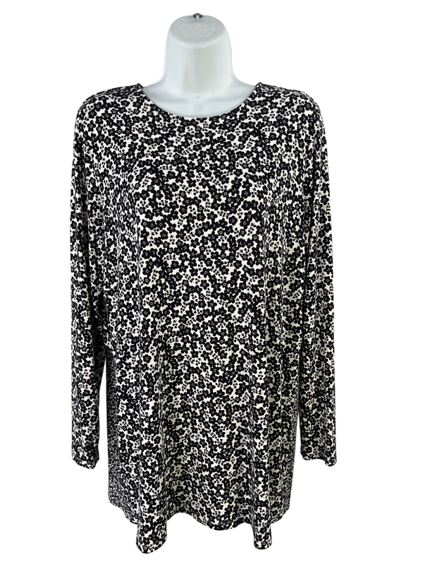 J.Jill Wearever Collection Women's Black/White Floral Long Sleeve Shirt - M