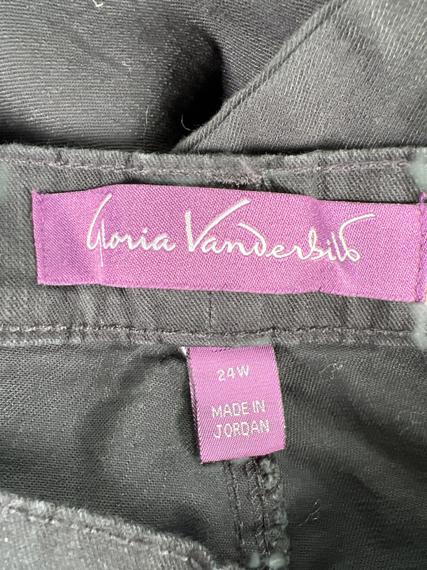 Gloria Vanderbilt Women's Black Classic Fit Tapered Fit Denim Jeans - Plus 24 image 3