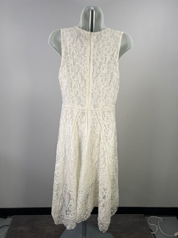 Just Taylor Women's White Lace Sleeveless V-Neck Handkerchief Hem Dress - 8 image 2