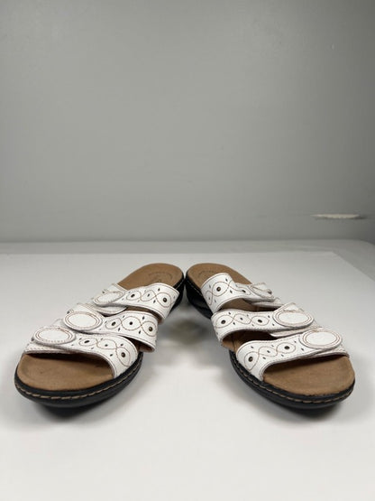Clarks Collection Women's White Leisa Cacti Strappy Hook-And-Loop Sandals - 9 image 6