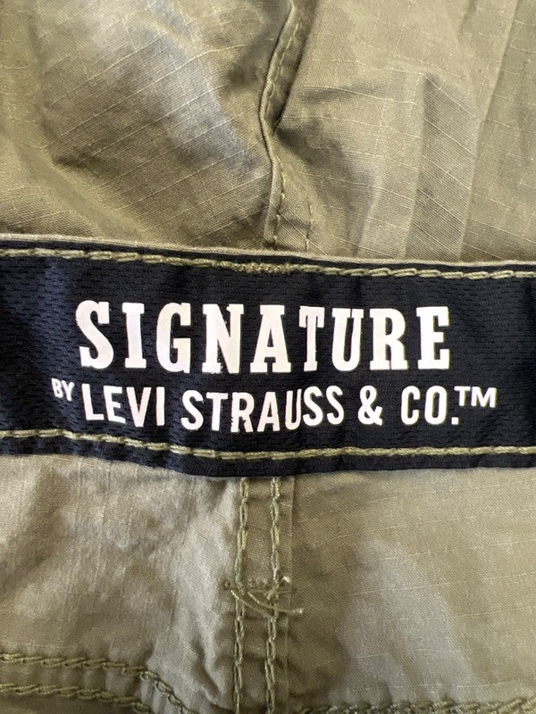 Levi's Men's Green Signature Classic Cargo Shorts - 40 image 3