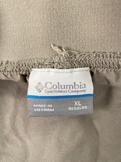 Columbia Women's Gray Pull On Light Weight Shorts - XL image 3