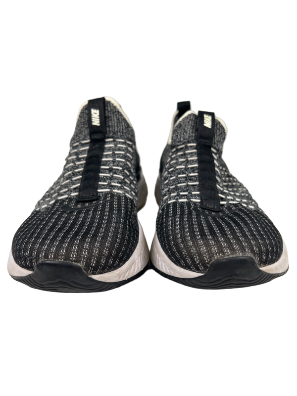 Nike Women's Black/White Oreo React Phantom Run Flyknit 2 Laceless Sneakers - 8 image 2