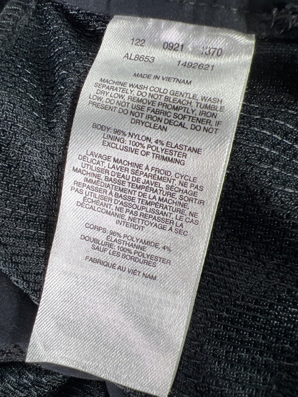 Columbia Women's Black All Season Lightwight Hiking Capri Pants - 8 image 4