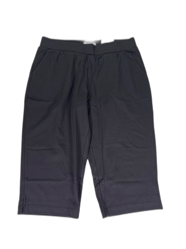 Croft and Barrow Women's Black Mid Rise Skimmer Shorts - M